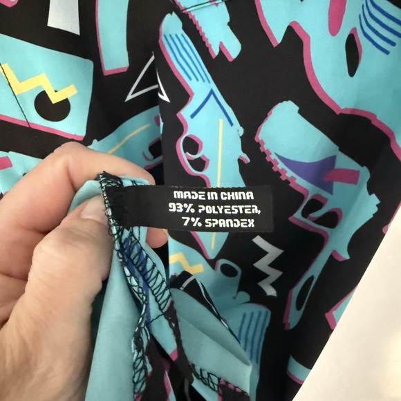 Retro Rifle The 80 Shirt Mens XL Teal All Over Print Button EUC - Picture 5 of 5